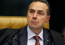 Ministro Barroso rebate Bolsonaro e diz que ameaçar eleições é crime de responsabilidade ministro-barroso-rebate-bolsonaro-e-diz-que-ameacar-eleicoes-e-crime-de-responsabilidade